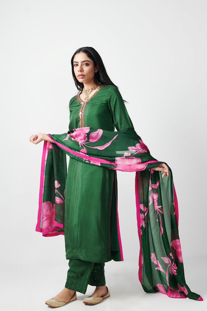Jashn Green Hand Embroidered Kurta set of 3