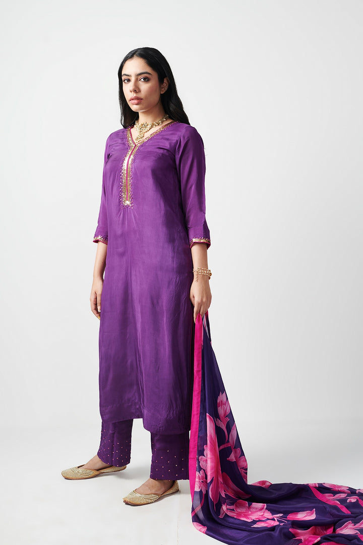 Jashn Purple Hand Embroidered Kurta set of 3