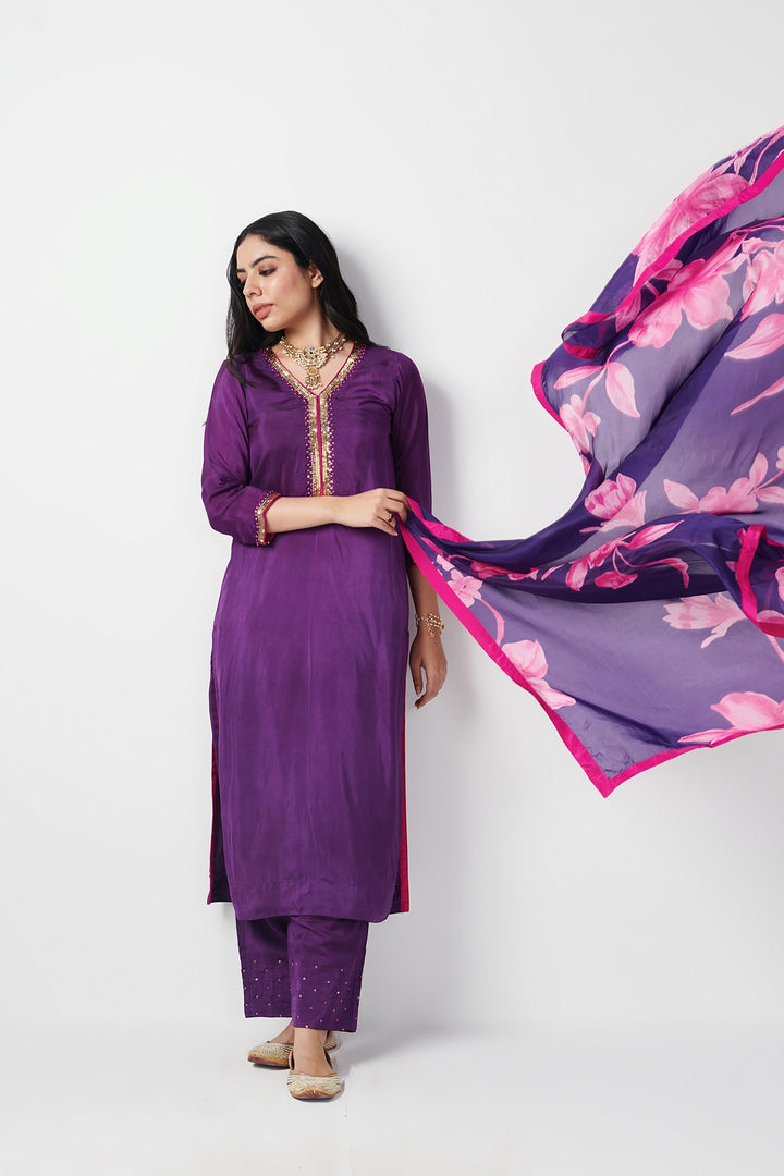 Jashn Purple Hand Embroidered Kurta set of 3