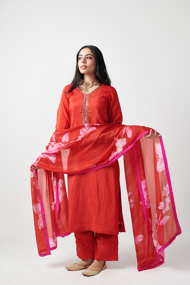 Jashn Red Hand Embroidered Kurta set of 3