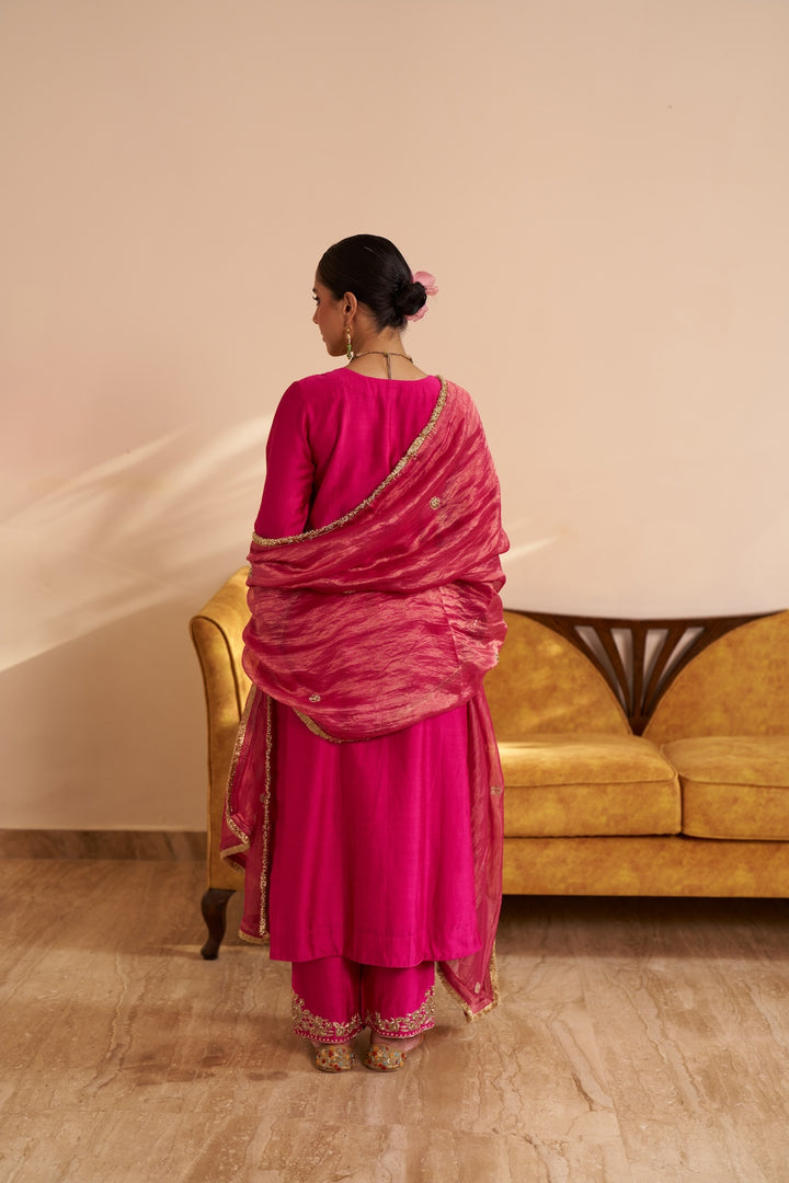 Inayat Fushisa Kurta Set of 3