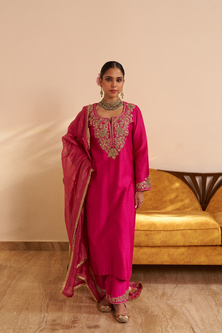 Inayat Fushisa Kurta Set of 3