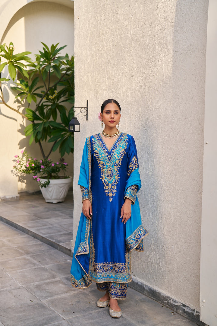 Inayat Blue Firozi Kurta Set of 3