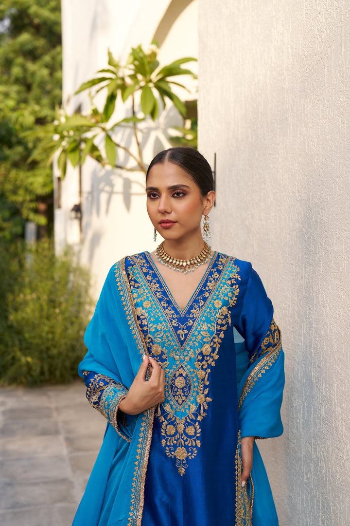 Inayat Blue Firozi Kurta Set of 3