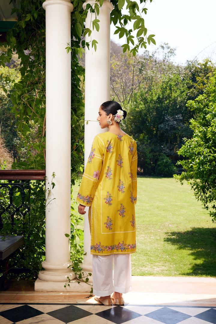 Gulzaar Short Yellow Checked Kurta Set of 3