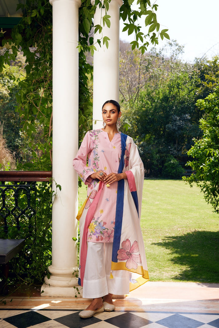 Gulzaar Blush Pink Short Floral Kurta Set of 3