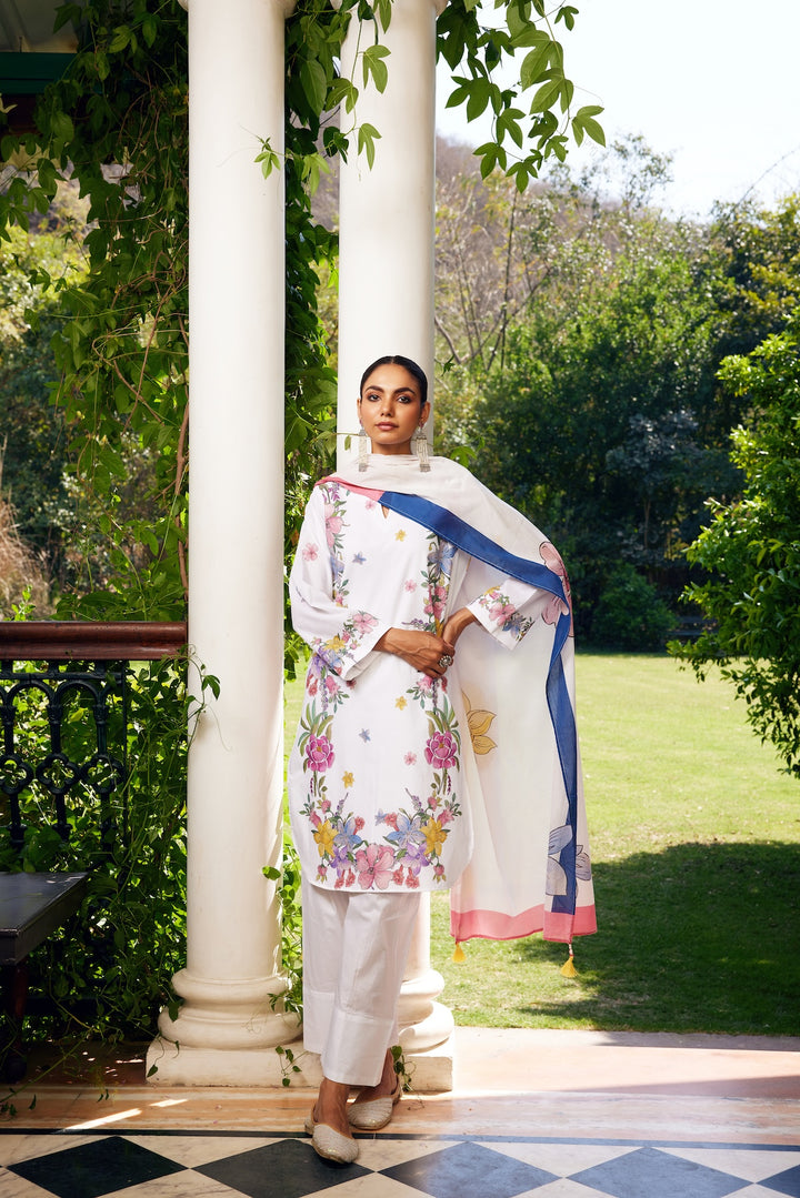 Gulzaar White Short Floral Kurta Set of 3