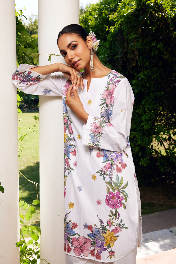 Gulzaar White Short Floral Kurta Set of 3