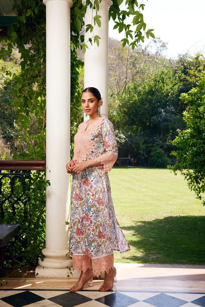 Gulzaar White Printed Kurta Set of 3