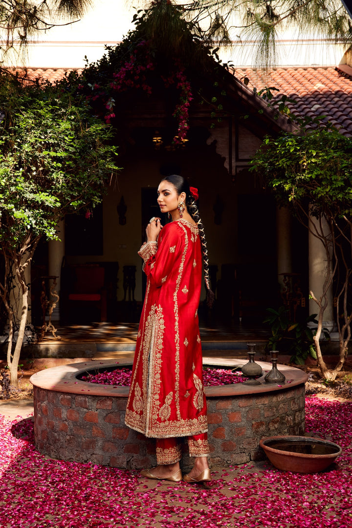 SIndoori Inayat Kurta Set of 3