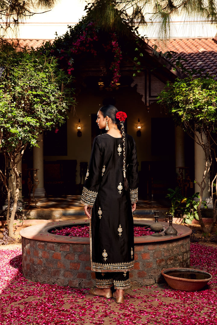 Black Inayat Kurta Set of 3