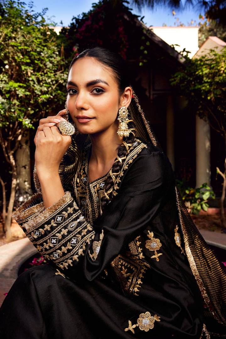 Black Inayat Kurta Set of 3