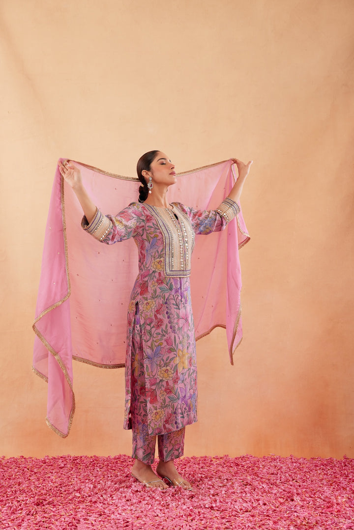 Ishq Blush Pink Printed Kurta Set of 3-RTS