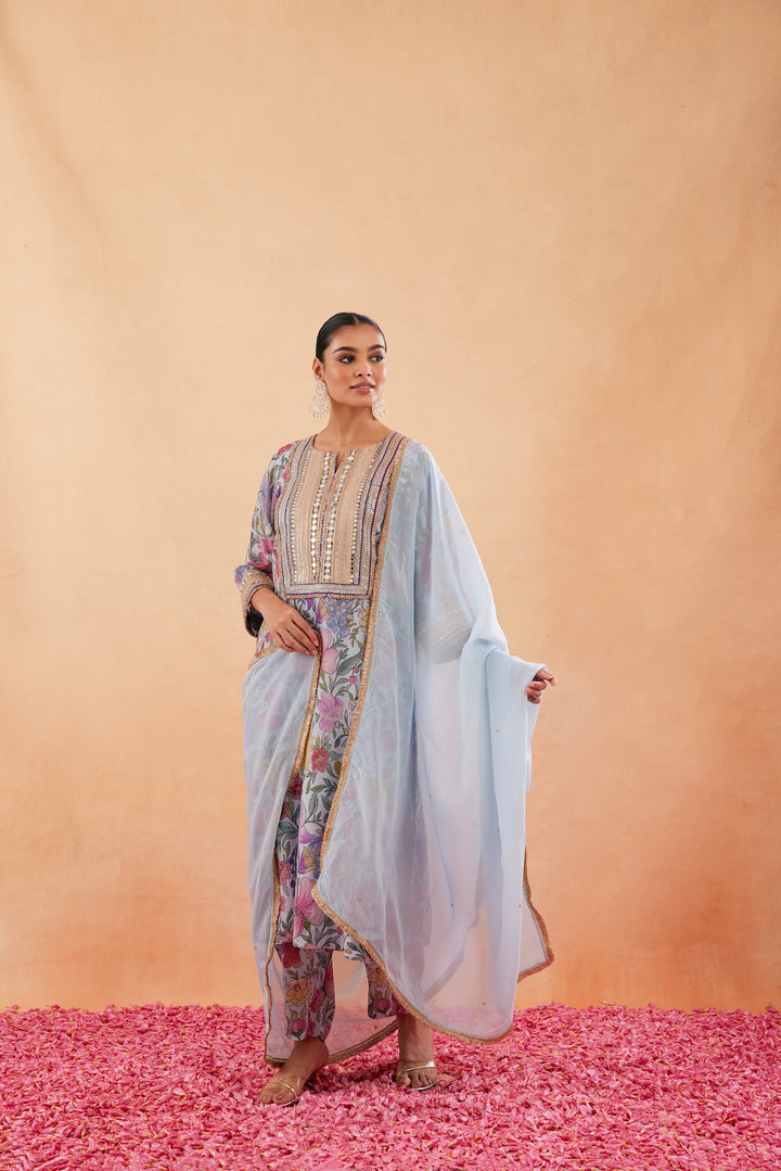 Ishq Aqua Blue Printed Kurta Set of 3-RTS