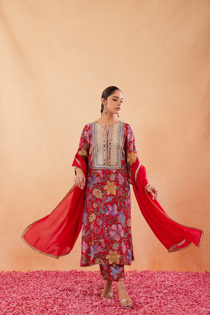 Ishq Red Printed Kurta Set of 3-RTS