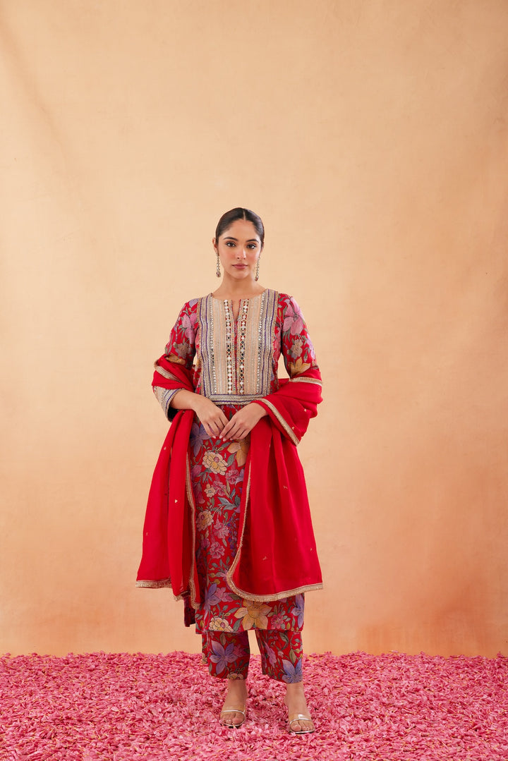 Ishq Red Printed Kurta Set of 3-RTS