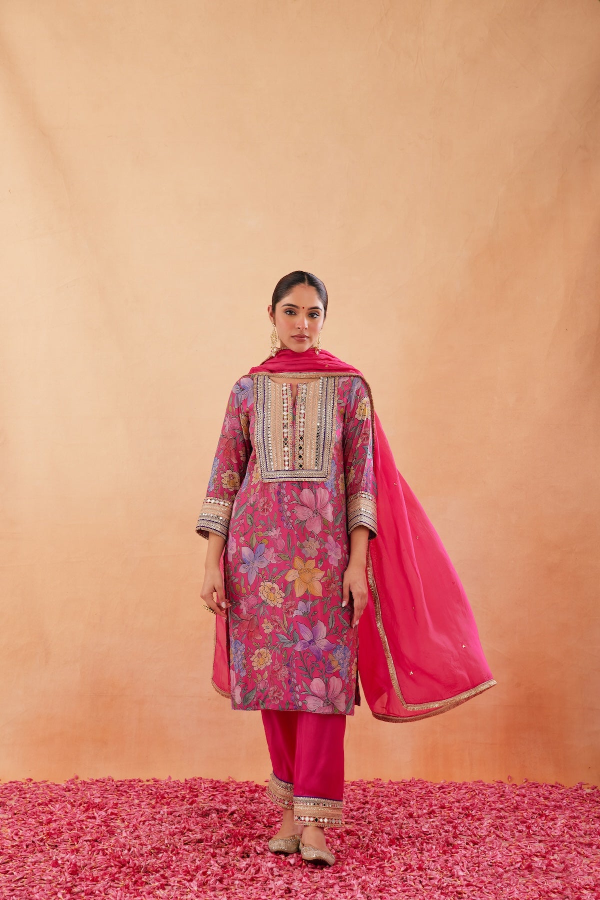 Ishq Pure Silk and Velvet kurta and jacket set (Pink)