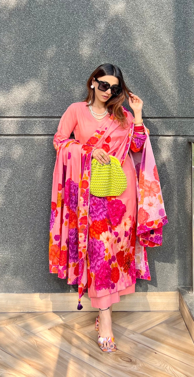 Mehak Jain In Peach Blossom Kurta Palazo Set of 3