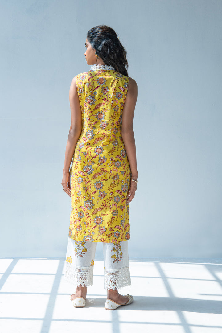 Basant Yellow Sleeveless Kurta Set of 3