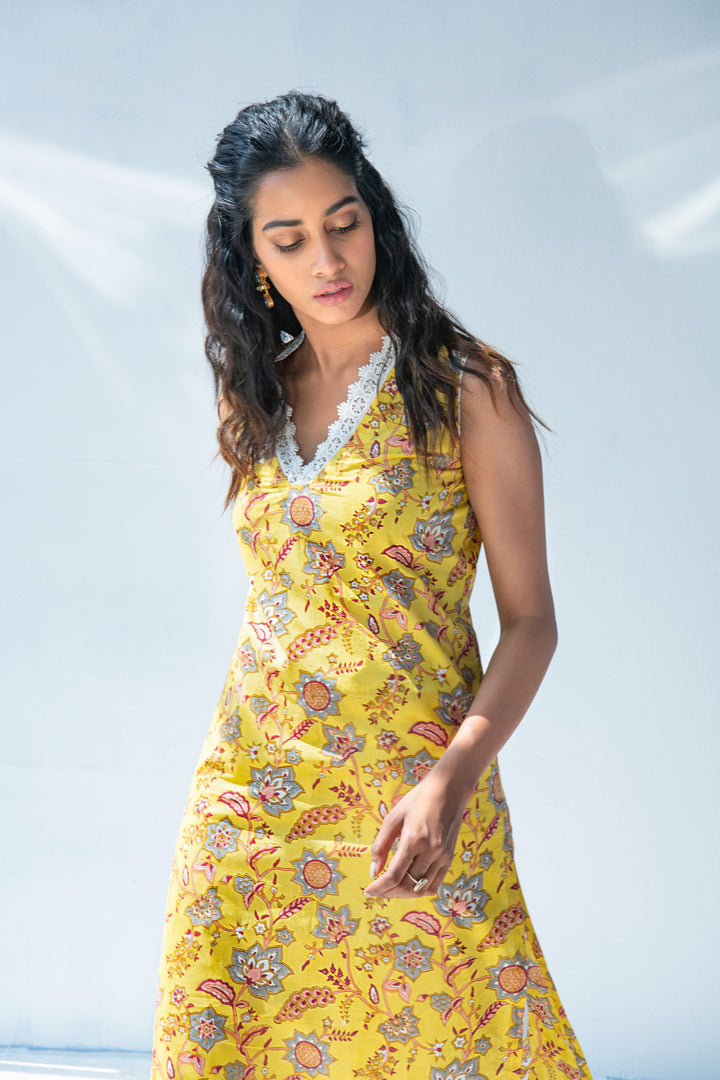 Basant Yellow Sleeveless Kurta Set of 3