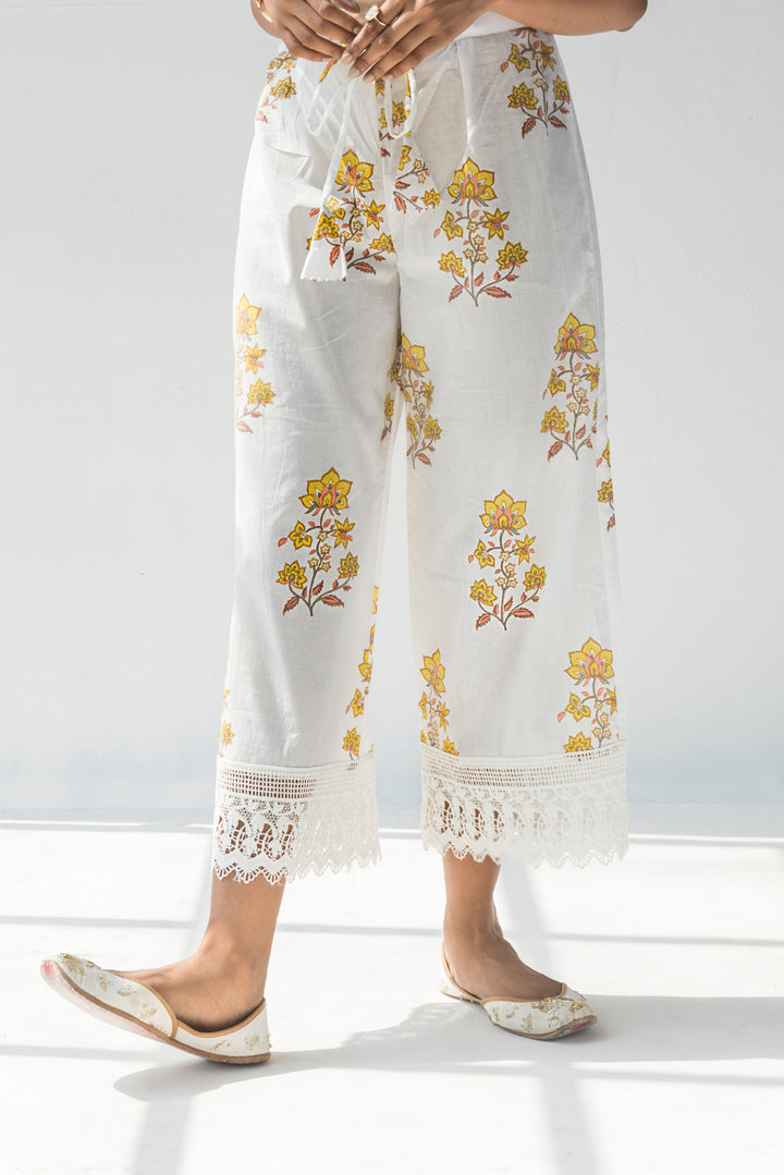 Basant Yellow Sleeveless Kurta Set of 3