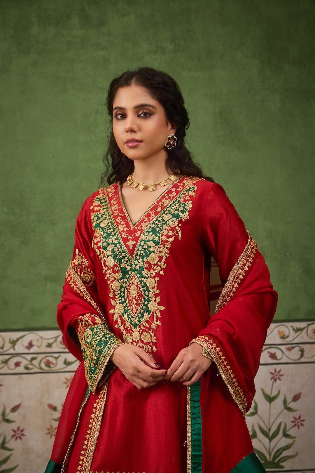 Inayat Red Green Kurta Set of 3