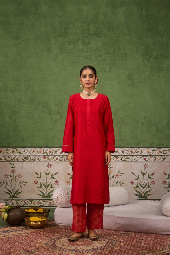 Inayat 2.0 Red Kurta Set of 2