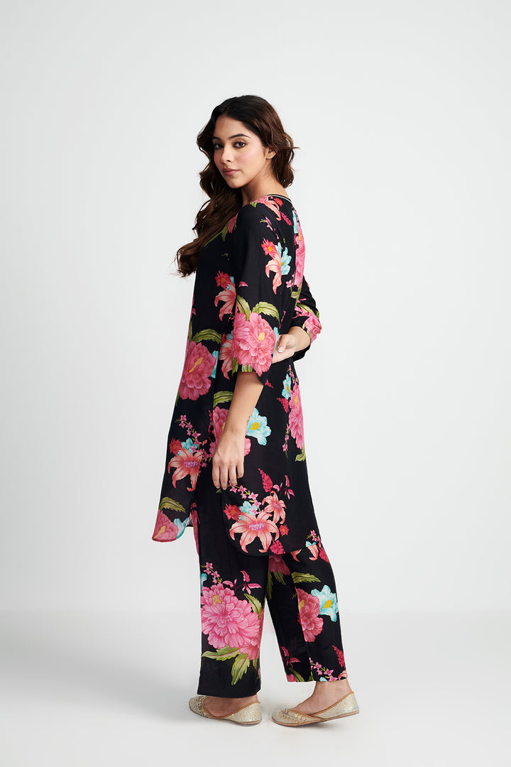 Black Floral Fiesta Kurta Set of 2