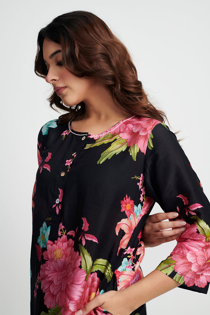 Black Floral Fiesta Kurta Set of 2