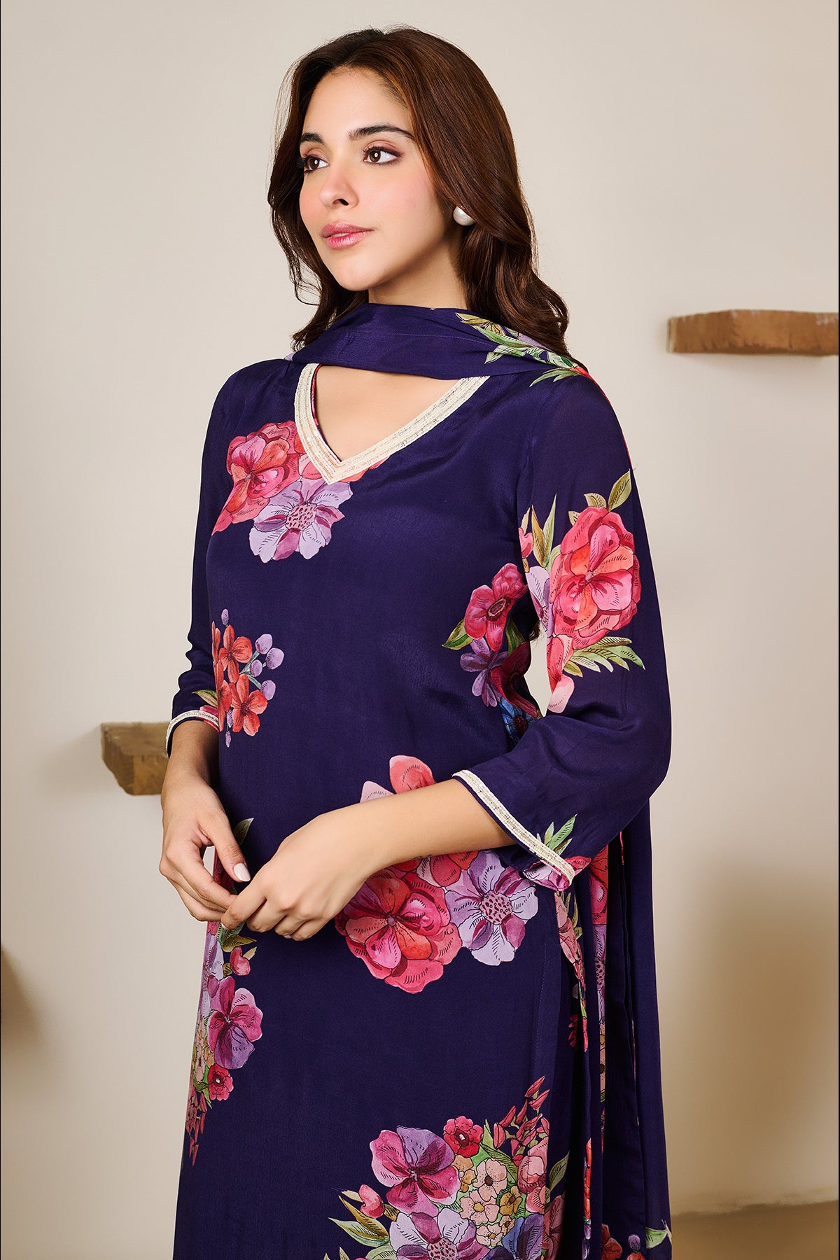 Zoya Purple Hand Embroidered Kurta set of 3