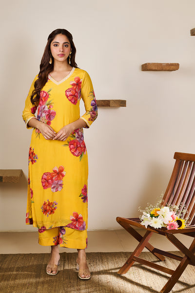 Zoya Yellow Hand Embroidered Kurta set of 3