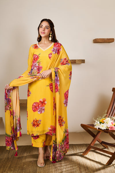 Zoya Yellow Hand Embroidered Kurta set of 3