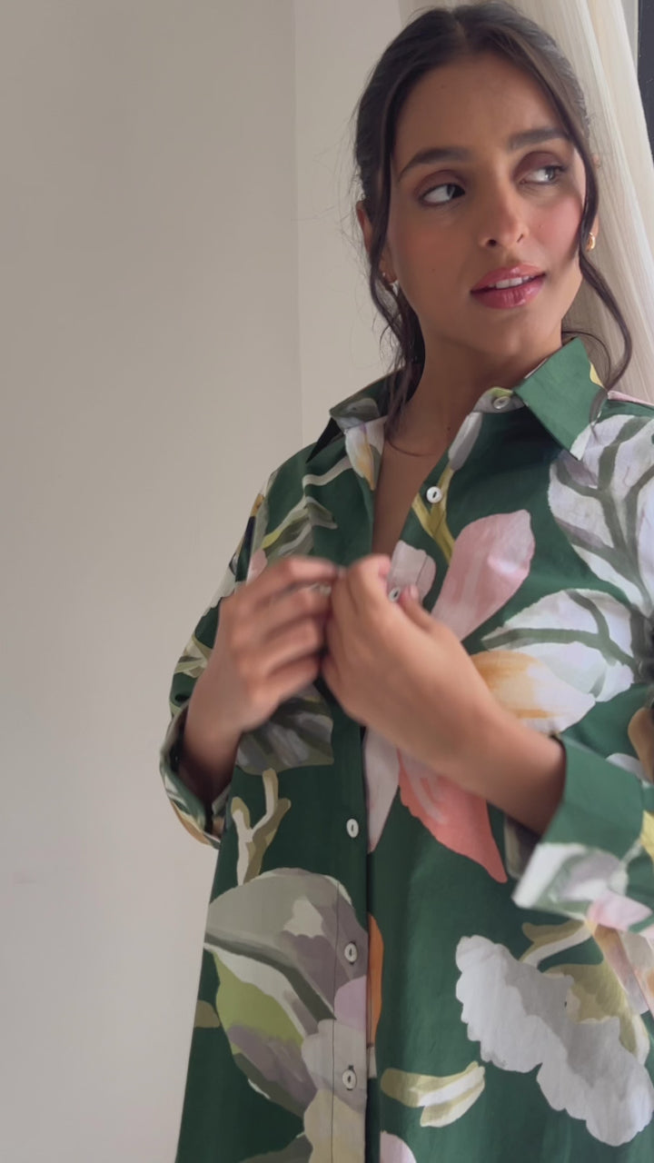Green Abstract Shirt & Shorts Set - Set of 2